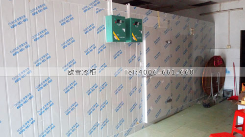 恒溫冷庫(kù)安裝.jpg 恒溫冷庫(kù)安裝.jpg