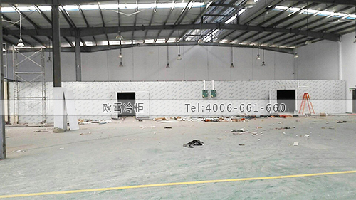 冷庫(kù)安裝.jpg 冷庫(kù)安裝.jpg